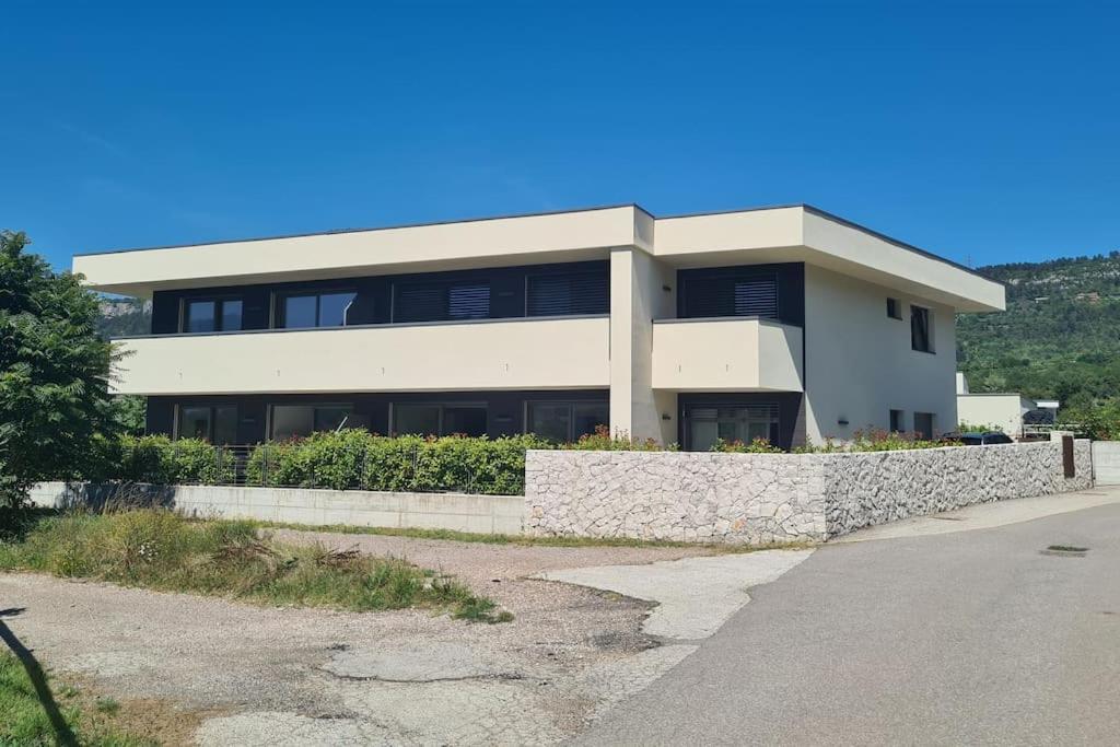 Appartamenti Moderni, Luminosi E Tranquilli Con Parcheggio Privato - Agritur La Tenuta Τρέντο Εξωτερικό φωτογραφία